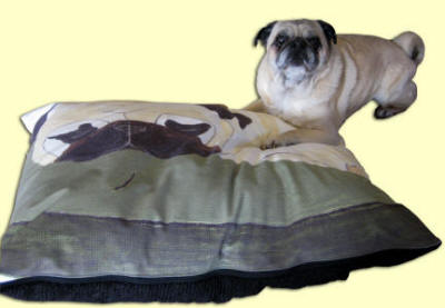 Available in 3 sizes to fit any breed! Shown: 24 x 30