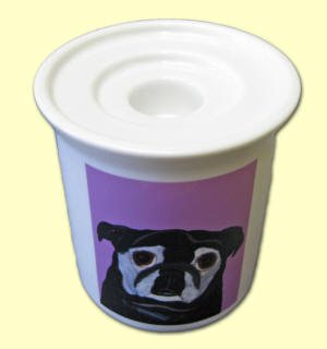 Holds 3 sizes of candles.
